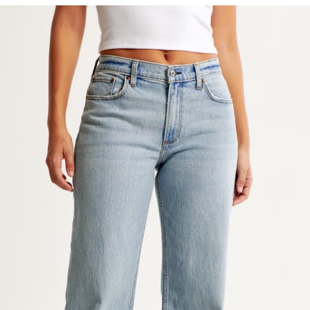 Women’s Abercrombie Curve Love 90s Low Rise Straight jeans